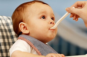 Babyvoeding (2) - Bijvoeding