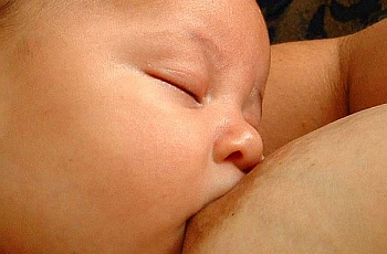 Babyvoeding (1) - Moedermelk