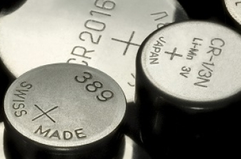 Zijn knoopcellen nou gevaarlijk of niet?