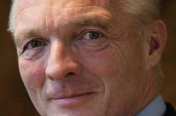 Marc Dullaert moet blijven