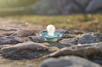 Stop de fopspeen in je eigen mond!