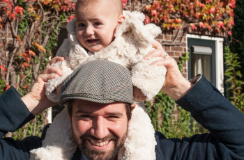 Papa naar het consultatiebureau