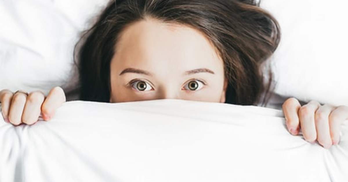 Mijn kind is bang voor corona, wat kan ik doen? | Ouders.nl