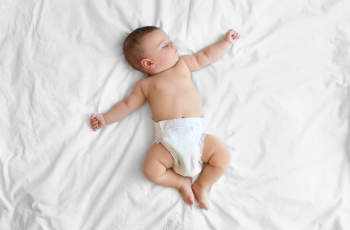 Voorkeurshouding baby: wat is het en wat kun je ertegen doen?