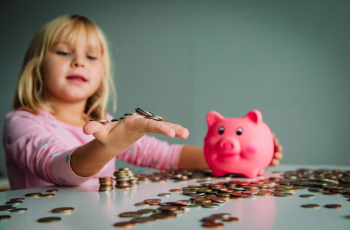 Hoeveel zakgeld is normaal en wat geven andere ouders?