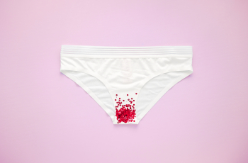 Dochter voor de eerste keer ongesteld: alles over menstruatie