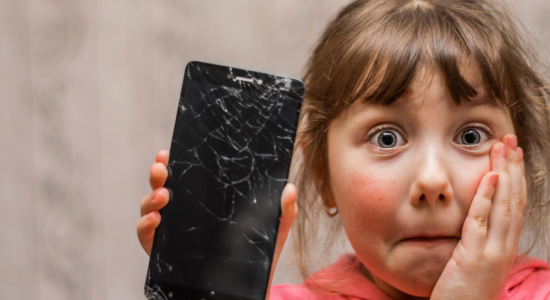Telefoon gevallen. Kapot. Valt die onder je inboedelverzekering?