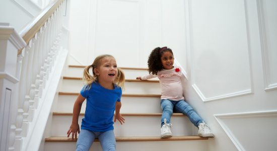 Veilig leren traplopen: zo pak je het aan