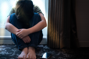 Wat te doen als je kind last heeft van dwanggedachten?