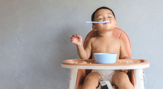 Hoe kun je zelf babyvoeding maken? Tips voor gezonde en smakelijke babyhapjes