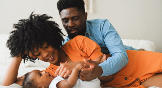Van roze naar grijze wolk en weer terug: dit hielp mij in het prille moederschap