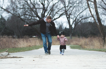 Op gezinsvakantie in Nederland: heb je dan een reisverzekering nodig?