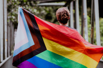Mijn kind is uit de kast gekomen. Wat is LGBTQ+?