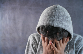 Opvoeden van een pleegkind: uitdagende situaties en puberproblemen