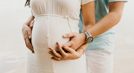 Mooi bevallingsverhaal: 'na drie traumatische bevallingen wilde ik het anders aanpakken'