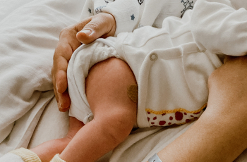 Petra koos voor gentle sectio: "We zagen onze zoon geboren worden"