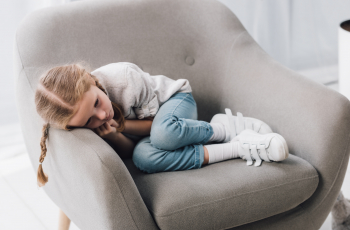 Vermoedens van kindermishandeling: zo begin je het gesprek met een kind