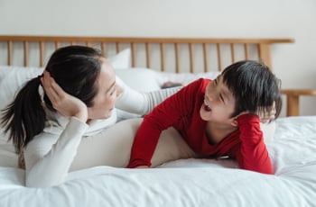 Meer dan 50 leuke moppen en raadsels voor kinderen: slappe lach gegarandeerd