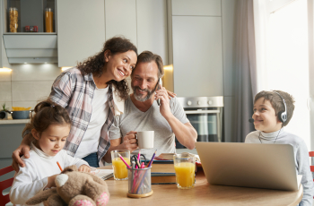 Besparen op internet? Kies voor een familieabonnement!