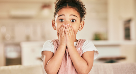 Mijn kind begint te stotteren: wat moet ik doen?