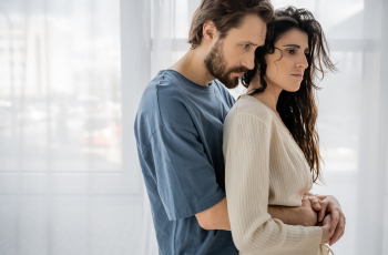 Een miskraam verwerken en een plek geven: tips die echt helpen