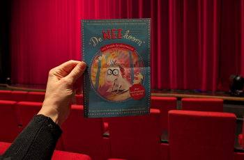 De NEEhoorn in het theater: ga jij ook naar deze familievoorstelling vol humor?