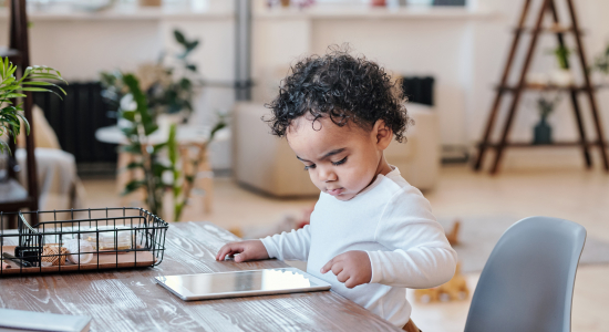 Media is overal: zo help je jouw kind ontspannen met digitale media