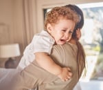 Splinter bij je kind? Zo krijg je ’m eruit zonder drama (of tranen)