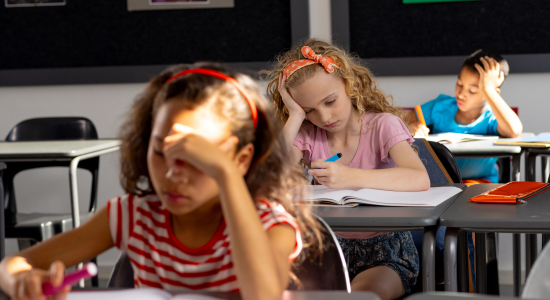 Confronterend: veel kinderen lijden onder stress door geldzorgen thuis