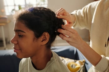 Luizen zijn hardnekkig, hoe kom je er vanaf?