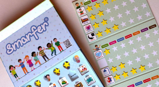 Beloningssysteem voor peuters: dit hielp onze dochter eindelijk weer in haar eigen bed te slapen