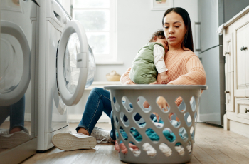 Microplastics in wasstrips: was ik mijn babykleertjes in plastic?