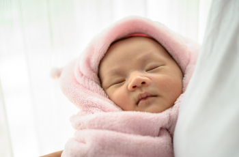 Onderkoeling bij baby's: waarom baby's snel afkoelen en hoe je het voorkomt
