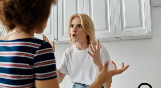 Tessa (34): ‘Iedereen vraagt wanneer ik eindelijk aan kinderen begin en ik zei voor de zoveelste keer: nooit’