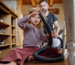 Maaike (34) was in shock: ‘Mijn dochter wilde testen of de stofzuiger écht alles kon opzuigen...’