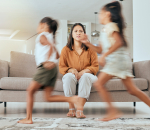 Hana (36) was woedend: 'Onze buren belden Jeugdzorg zonder met ons te praten en toen stonden ze ineens voor de deur'