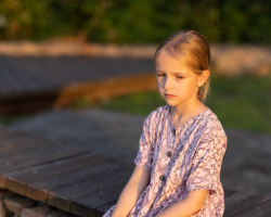 Help, mijn kind durft ineens niks meer: zo ga je om met faalangst