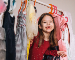 Slim besparen op kinderkleding en meer: de ultieme oudertruc met cadeaukaarten