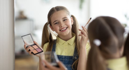 Make-up gebruiken: vanaf welke leeftijd laat je dat toe?