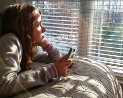 Steeds meer ouders verbieden smartphones en dit is waarom