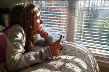 Steeds meer ouders verbieden smartphones en dit is waarom
