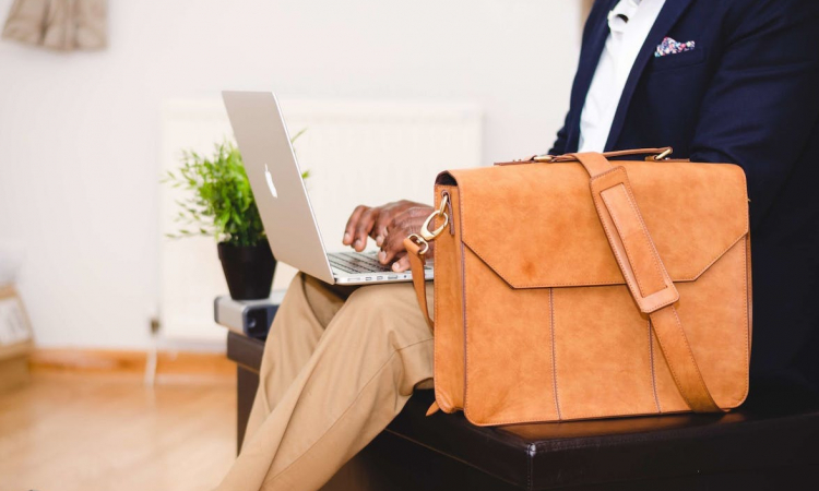 Deze tassen maken je outfit compleet