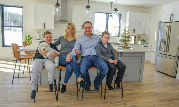 Een gezinskeuken die écht werkt: praktisch, mooi en gezellig