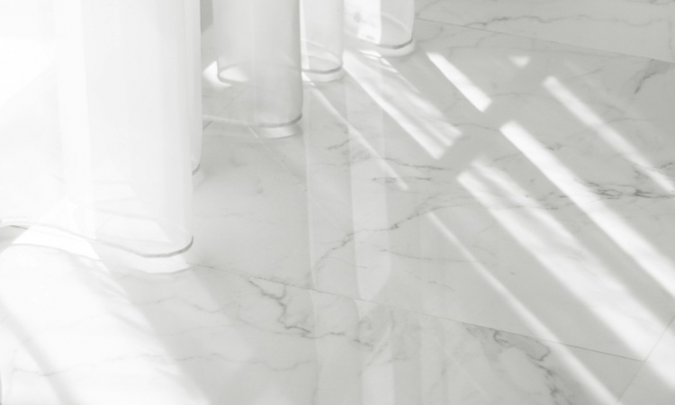 De voordelen van een naadloze vloer in een huishouden met kinderen en huisdieren